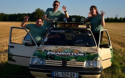 Nomad'Raid in a Peugeot 205!